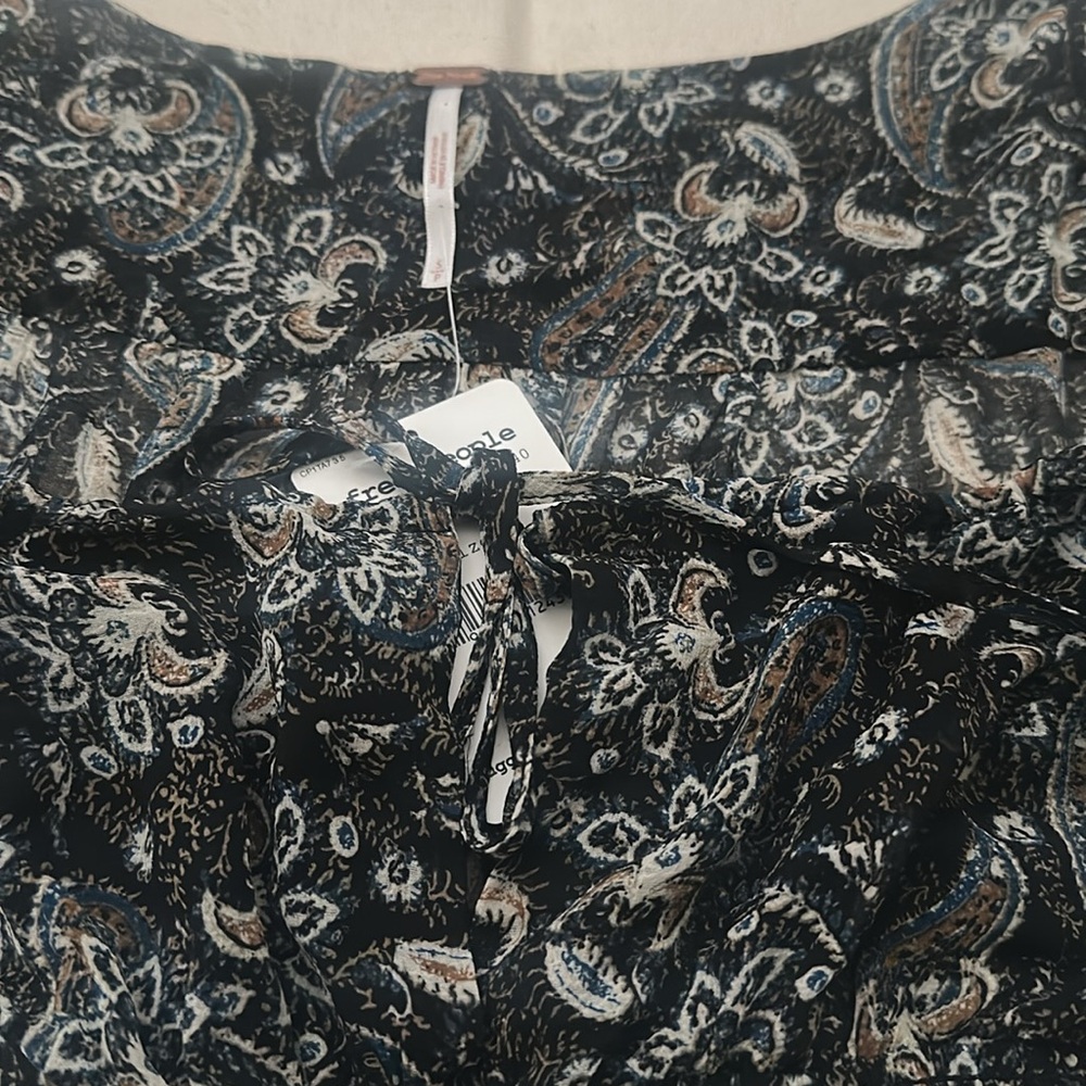 NWT Free People Lolita Top in Black Combo - Picture 9 of 16